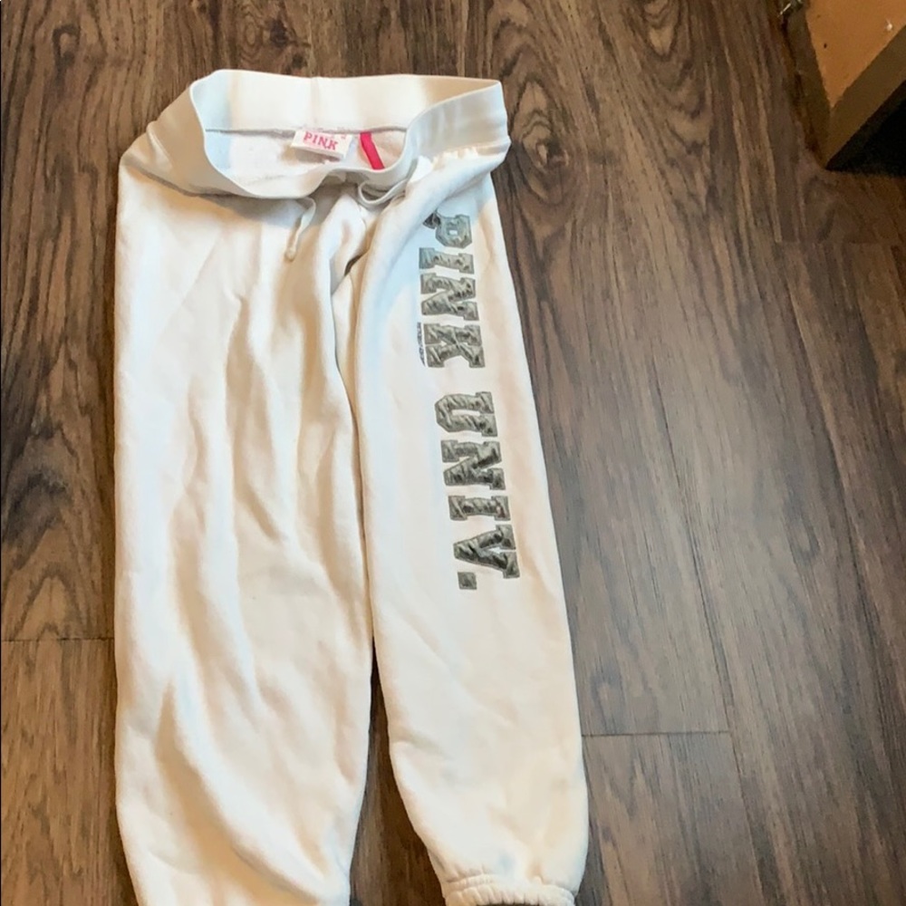 Women’s PINK sweatpants capri
